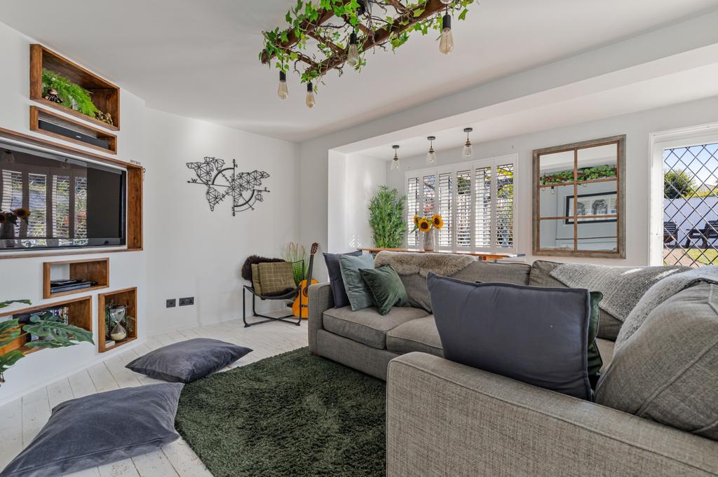 A12 - 9 Fox Tor Close, Paignton - 250821