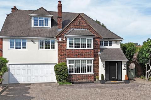 5 bedroom detached house for sale, Middle Street, Nazeing, Essex EN9
