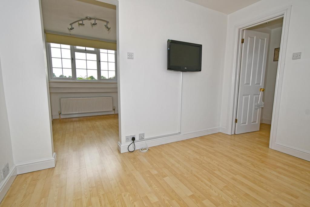 Bedroom/Top Floor Sitting Room
