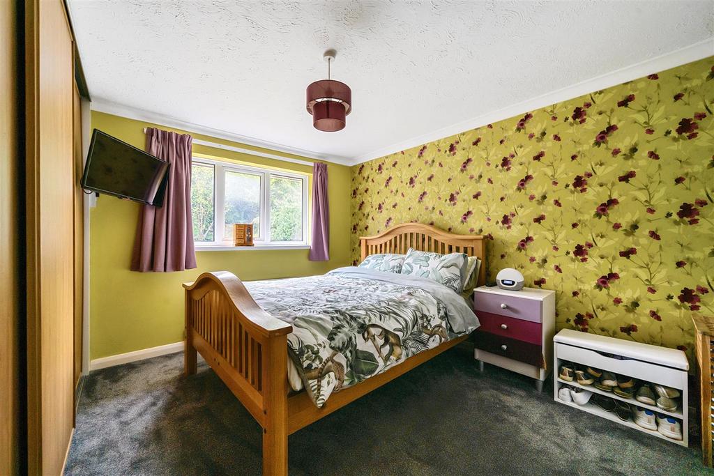 Cole Lane Bed 1..jpg