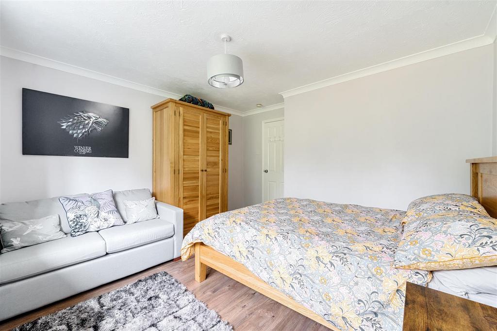 Cole Lane Bed 2..jpg