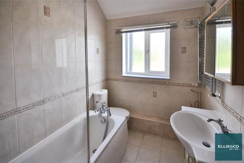 27 Woodgrange Avenue, London, N12 0PT
