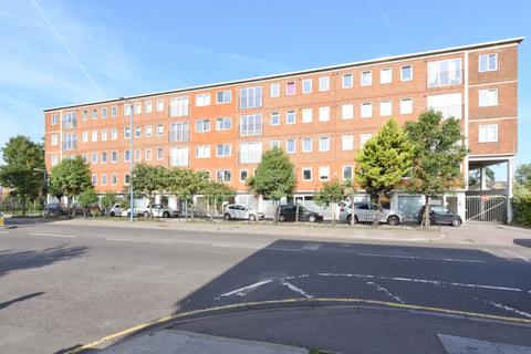 undefined, High Street, Potters Bar