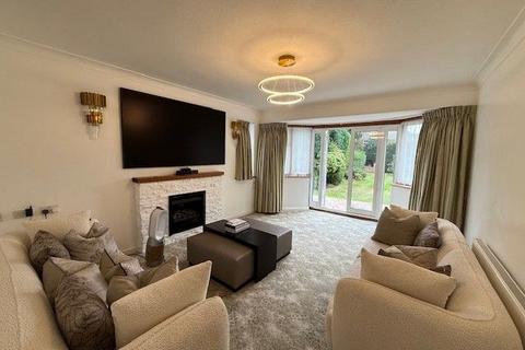 undefined, Coulsdon Road, Old Coulsdon, CR5 2LF