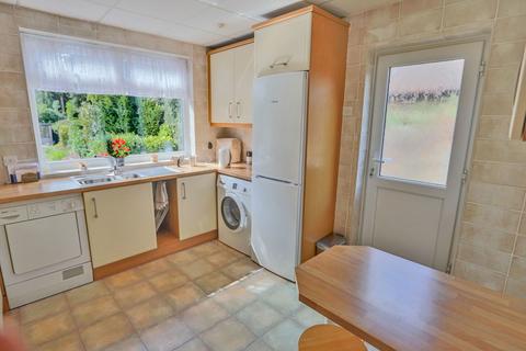 undefined, Coulsdon Road, Old Coulsdon, CR5 2LF