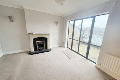 2 bedroom property to rent, South Ferry Quay, Liverpool, L3