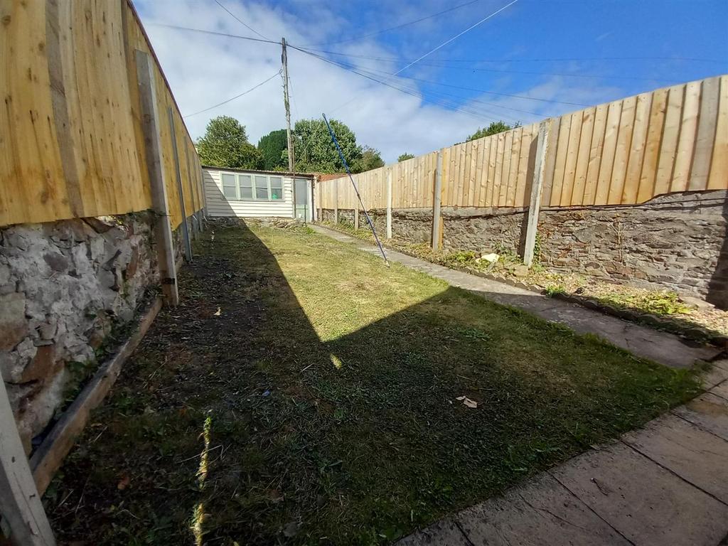 104 Meddon Rear Gdn.jpg