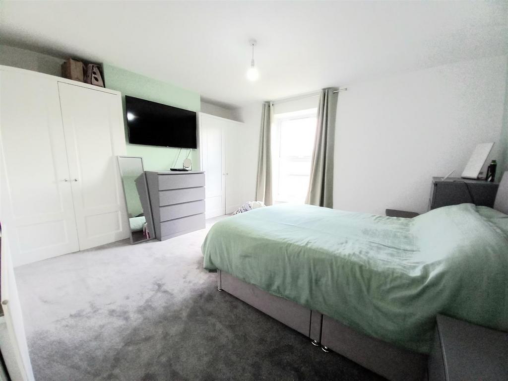 104 Meddon Bed 1.jpg