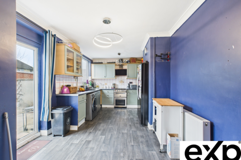 undefined, Callan Grove, South Ockendon RM15