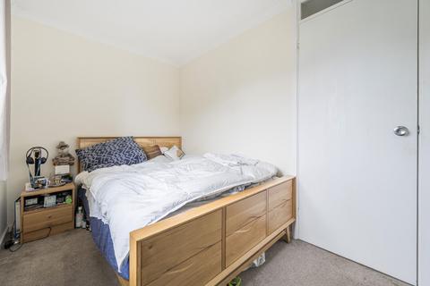 2 bedroom semi-detached house for sale, Diamond Way, Berkshire RG41