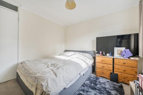 2 bedroom semi-detached house for sale, Diamond Way, Berkshire RG41