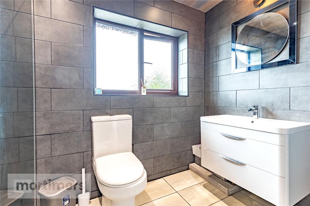 Ensuite