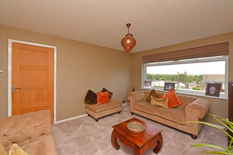 4 bedroom semi-detached house for sale, Kenmore Way, Cleckheaton, West Yorkshire, BD19