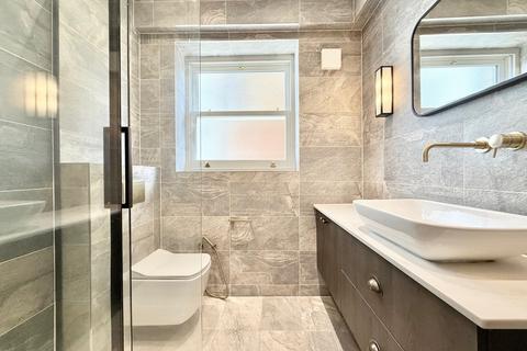 2 bedroom flat for sale, Randolph Avenue, London W9