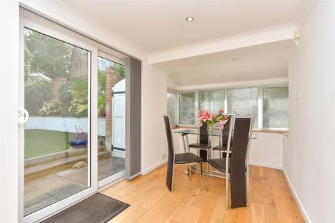 3 bedroom detached bungalow for sale, Goddings Drive, Rochester ME1
