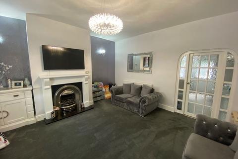 undefined, 4 Cheetham Street, Shaw OL2 8PW
