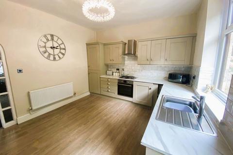 undefined, 4 Cheetham Street, Shaw OL2 8PW