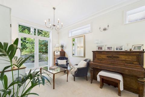 6 bedroom detached house for sale, Warren Road, Worthing BN14