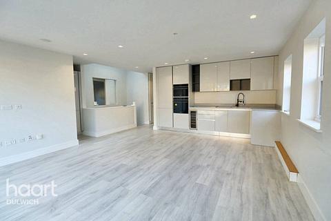 3 bedroom maisonette for sale, Lordship Lane, London