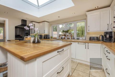 5 bedroom detached house for sale, Brakefield Green, Dereham NR19