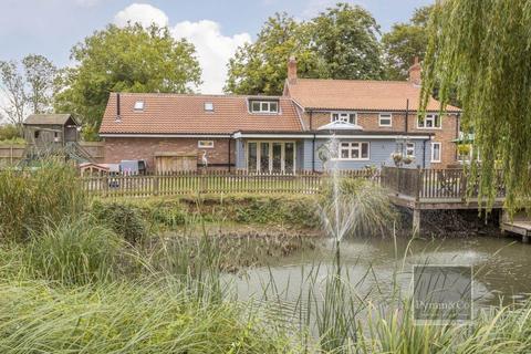 5 bedroom detached house for sale, Brakefield Green, Dereham NR19