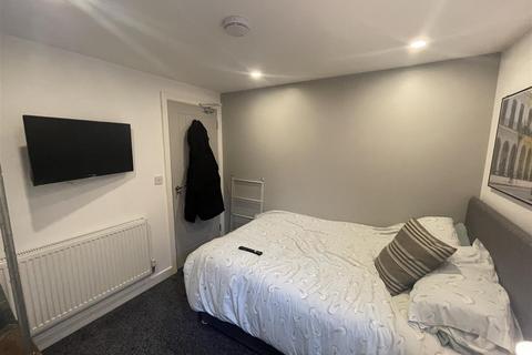 1 bedroom in a house share to rent, Vecqueray Street, Stoke, Coventry