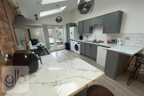 1 bedroom in a house share to rent, Vecqueray Street, Stoke, Coventry
