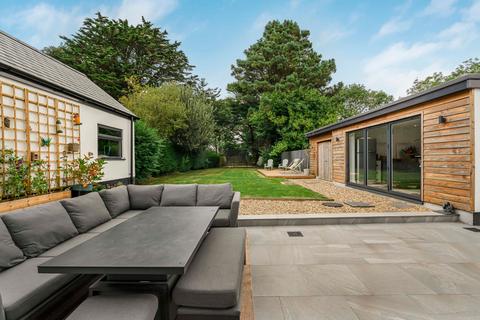 St Levan Penstraze, Chacewater, Truro, TR4 8PH