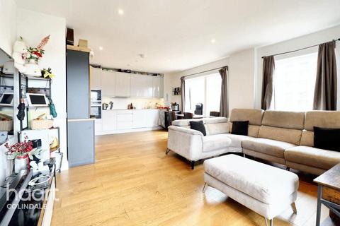3 bedroom apartment for sale, May House, Achill Close, NW9
