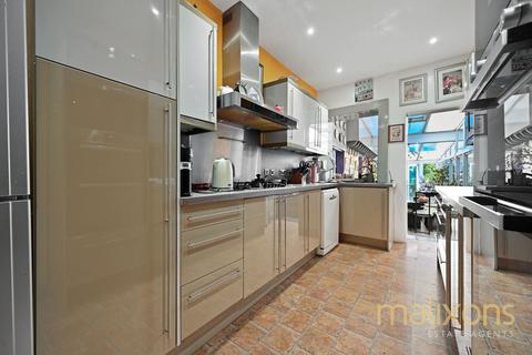 undefined, Quadrant Road, Thornton Heath CR7