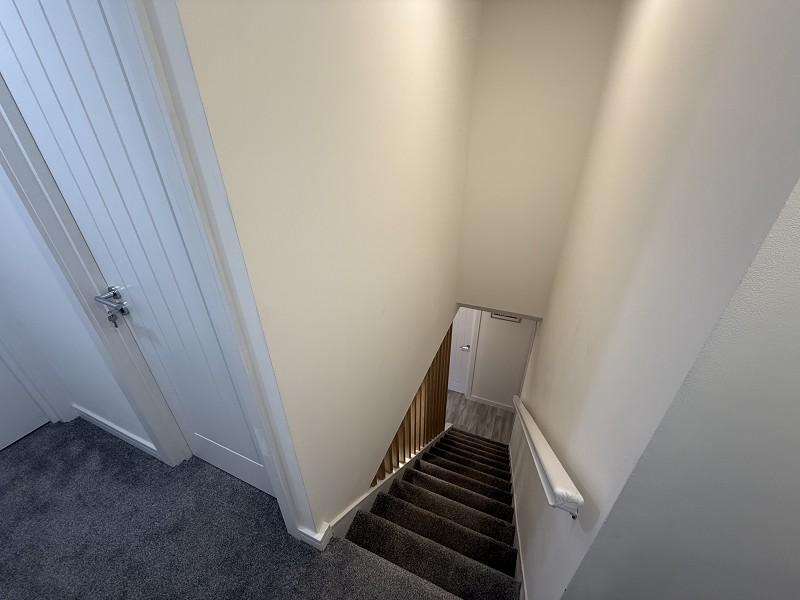 2694-PRA12837-10-raw