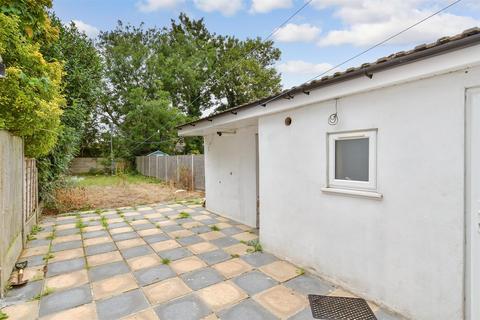 3 bedroom terraced house for sale, Ewart Road, Chatham, Kent