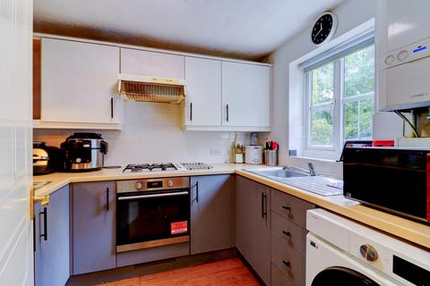 21 Vanguard Close, High Wycombe, HP12 3FP