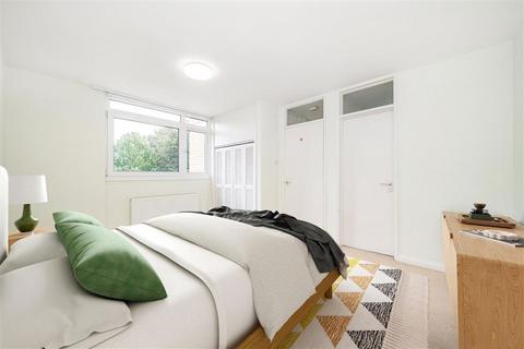 undefined, Thamespoint, Teddington TW11