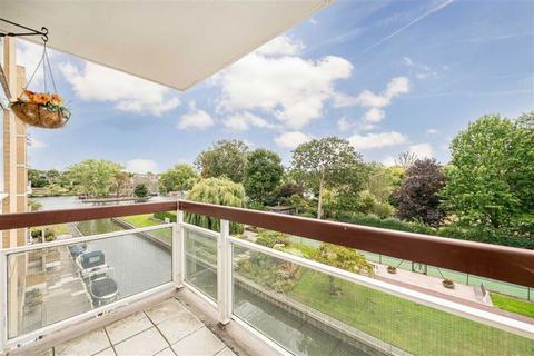 undefined, Thamespoint, Teddington TW11