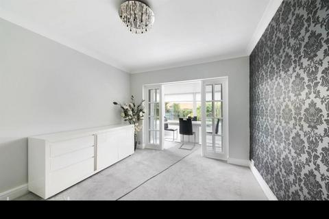undefined, Pams Way, Epsom, KT19