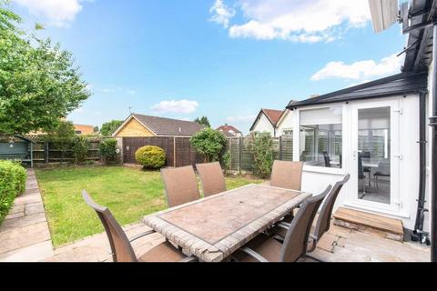 undefined, Pams Way, Epsom, KT19