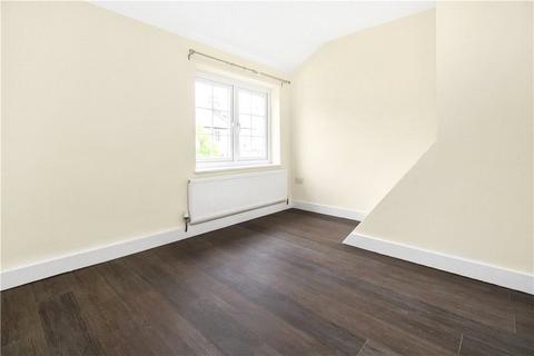 10 Coteford Street, London, SW17 8PB