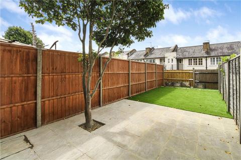 10 Coteford Street, London, SW17 8PB