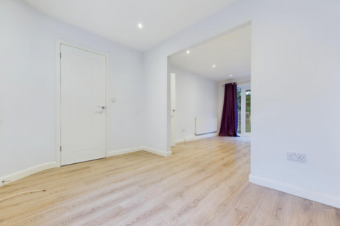 undefined, Fernwood Avenue, Wembley HA0