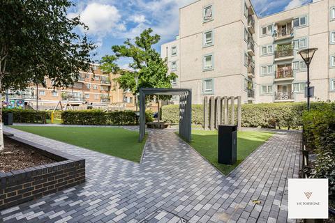 2 bedroom flat for sale, Bredel House, London, E14