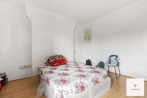 2 bedroom flat for sale, Bredel House, London, E14