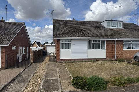 9 Badgers Walk, Northampton, NN2 8AU