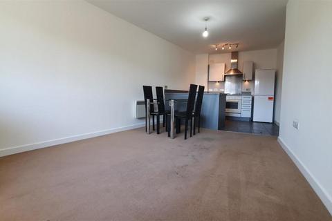 2 bedroom flat to rent, Slough SL1
