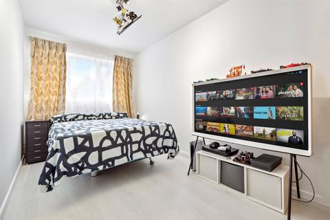 13 Stonegate Close, Orpington, BR5 3EX