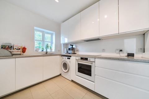 1 bedroom flat for sale, Fern Walk, Bemrondsey, London, SE16