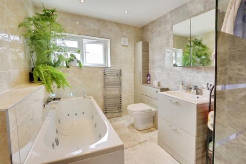 3 bedroom terraced house for sale, St Stephens Square, Foxwood, York, YO24