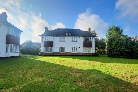 12 The Orchard, London, N14 4HB