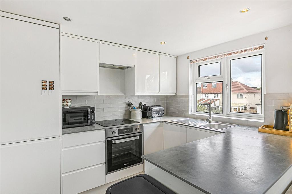 Reception/Kitchen