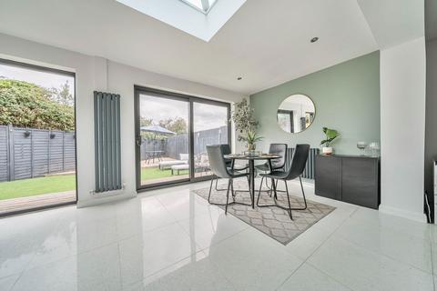 2 Clive Road, Cliffsend, Ramsgate, CT12 5EQ